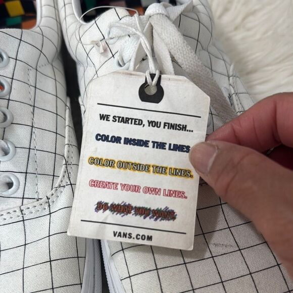 Vans White Grid Pattern Sneakers NWOT Size 11 - Picture 10 of 11